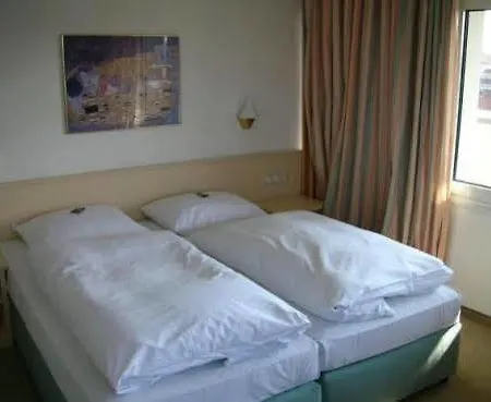 Ξενοδοχείο Handelshof 3*